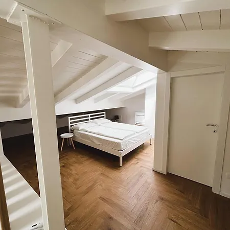 Guardini Apartament Malcesine